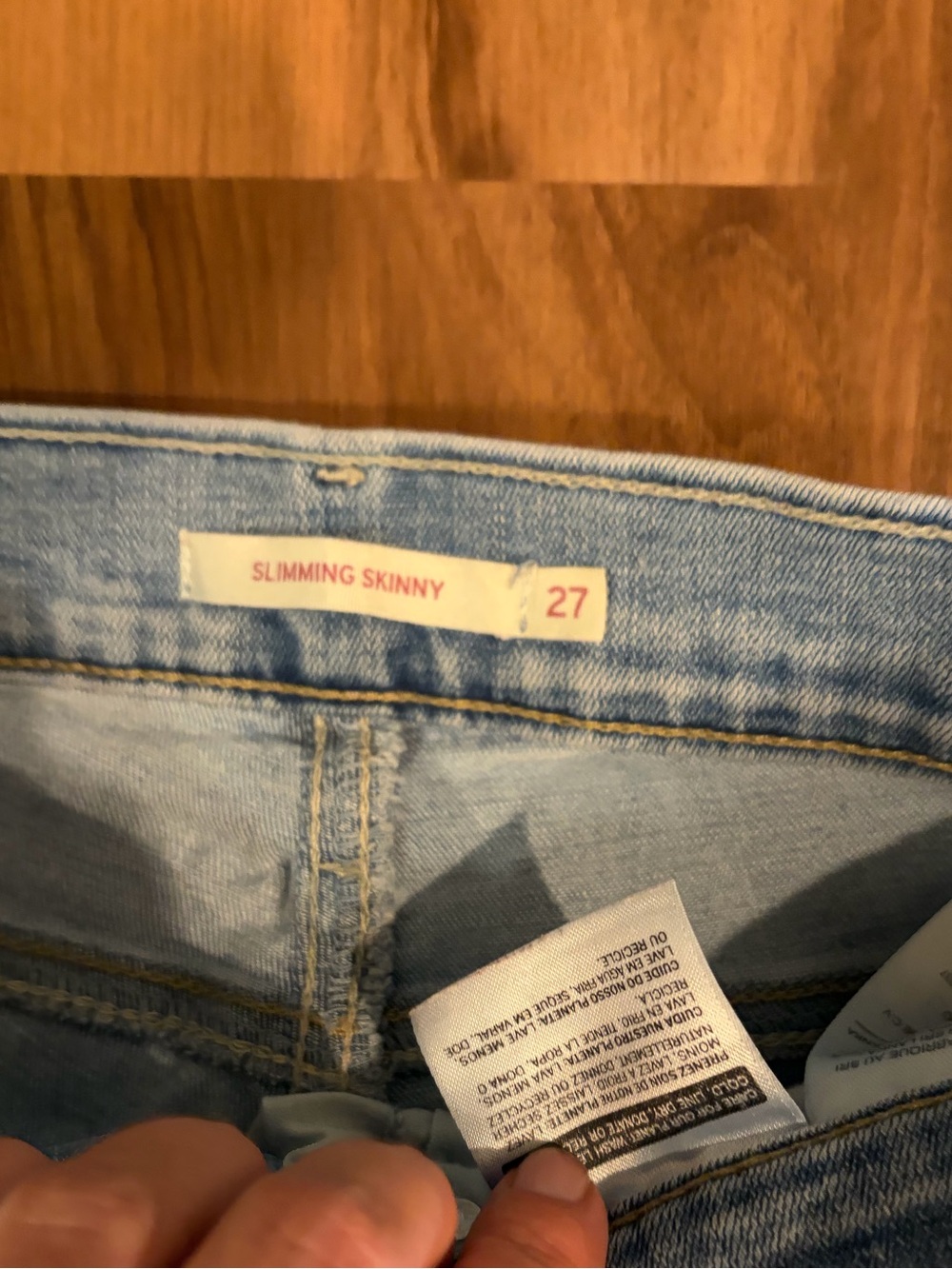 Levi's Light Blue Distressed Skinny Jeans - Picture 2 of 2